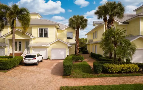 3467 SW Sawgrass Villas Dr #8-B, Palm City, FL 34990