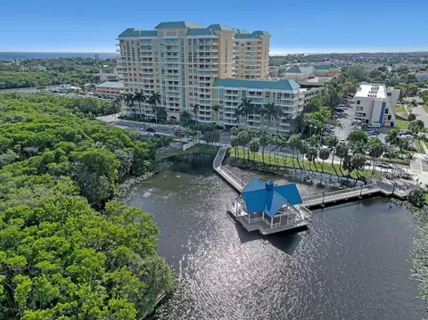 700 E Boynton Beach Blvd #312, Boynton Beach, FL 33435