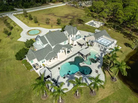 4236 Hield Rd NW, Palm Bay, FL 32907