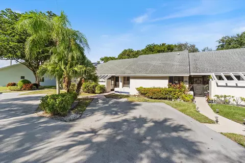 10967 Lake Front Pl, Boca Raton, FL 33498
