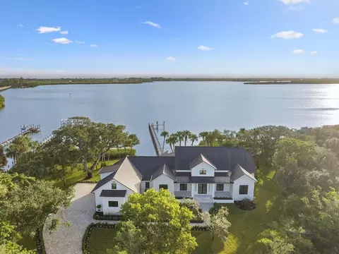 8680 Shore Ln, Vero Beach, FL 32967