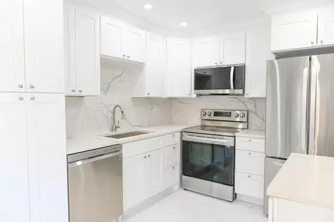 282 Burgundy F #F, Delray Beach, FL 33484