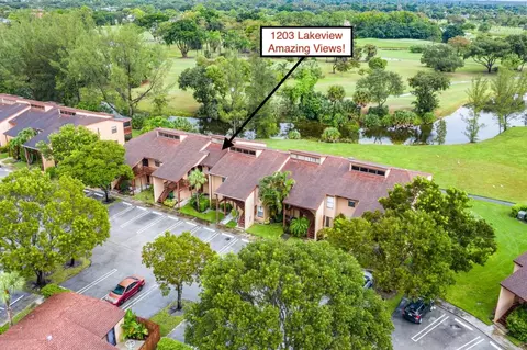 1203 Lakeview Dr E #1203, Royal Palm Beach, FL 33411