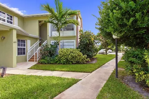 12030 Alternate A1a #A4, Palm Beach Gardens, FL 33410