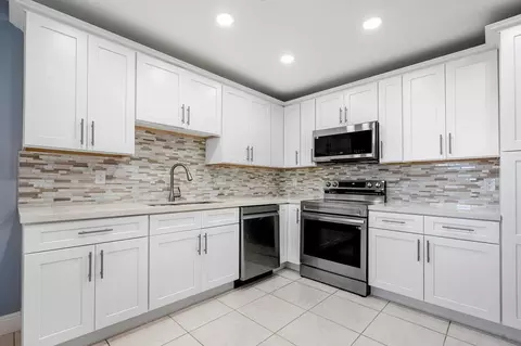 1740 NW 19th Ter #204, Delray Beach, FL 33445