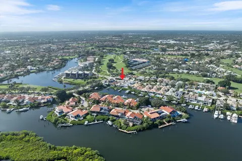 View/Area - 17036 Bay St, Jupiter, FL 33477 photo 2 of 16