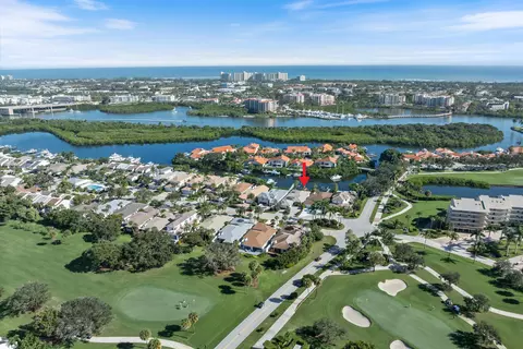 View/Area - 17036 Bay St, Jupiter, FL 33477 photo 7 of 16