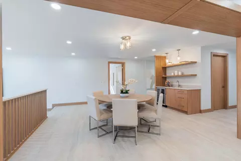 Dining - 17036 Bay St, Jupiter, FL 33477 photo 5 of 5