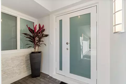 Entry Way - 17036 Bay St, Jupiter, FL 33477 photo 1 of 1