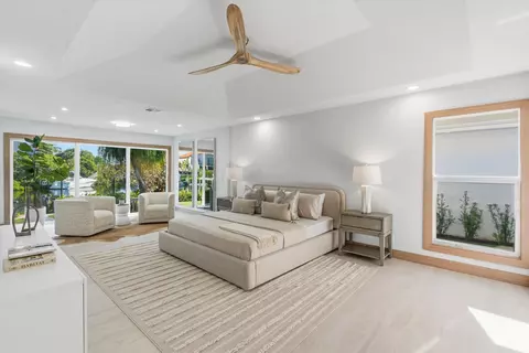 Bedroom - 17036 Bay St, Jupiter, FL 33477 photo 1 of 8