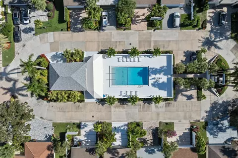 View/Area - 17036 Bay St, Jupiter, FL 33477 photo 15 of 16