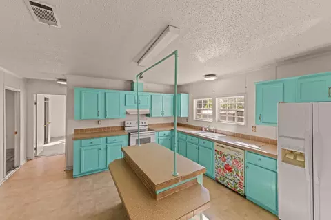 5710 E Us Highway 90, Lee, FL 32059 photo 13
