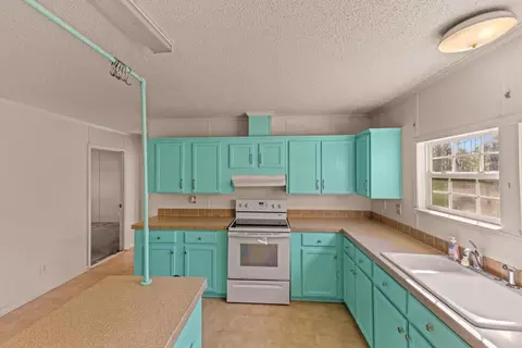 5710 E Us Highway 90, Lee, FL 32059 photo 14