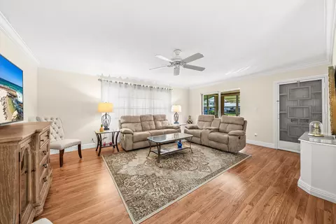 175 High Point Ter E #D, Delray Beach, FL 33445 photo 4