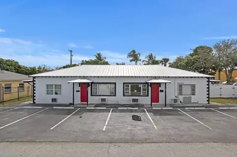 49 W 27th St, Riviera Beach, FL 33404