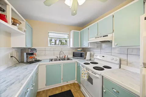 2929 SE Ocean Blvd #103-5, Stuart, FL 34996 photo 36