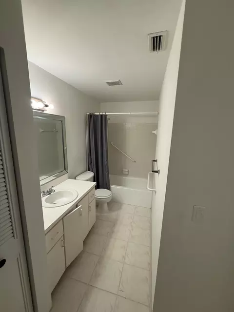 5795 La Pinata Blvd #C-2, Greenacres, FL 33463