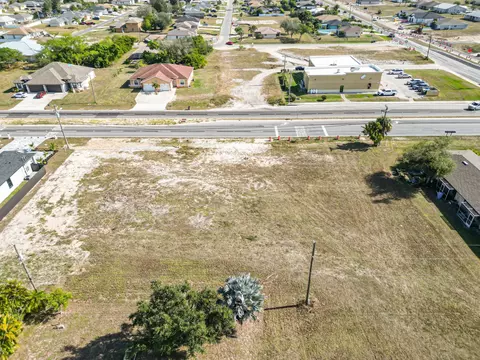 1616 Andalusia Blvd, Cape Coral, FL 33909