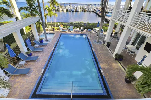 875 NW Flagler Ave #401, Stuart, FL 34994 photo 31