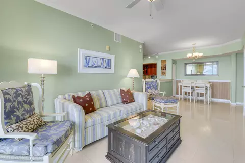 875 NW Flagler Ave #401, Stuart, FL 34994 photo 15