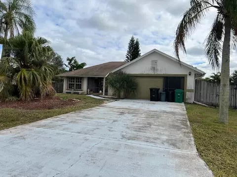 868 SW Duncan, Port Saint Lucie, FL 34953