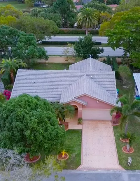 4555 NW 88 Ter, Coral Springs, FL 33065