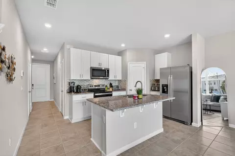 5649 Mentmore Dr, West Palm Beach, FL 33407