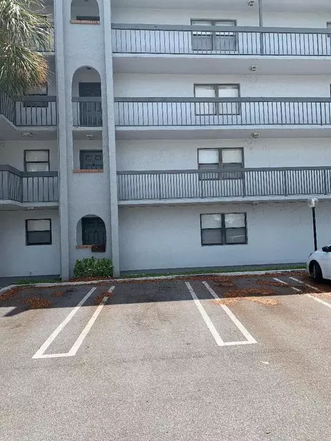 2050 N Congress Ave #301, West Palm Beach, FL 33401