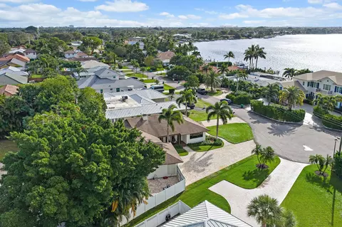 348 River Dr, Tequesta, FL 33469 photo 30