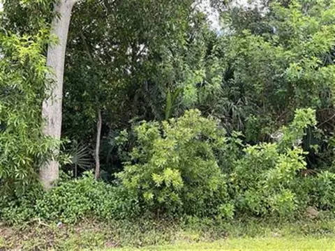 1858 SE North Buttonwood Dr, Port St Lucie, FL 34952