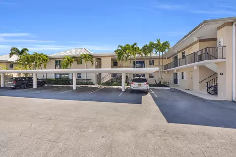 4 SE Turtle Creek Dr #E, Jupiter, FL 33469