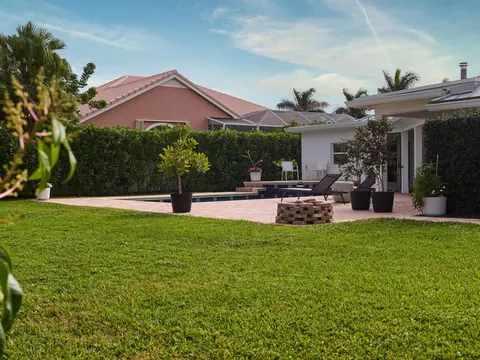 105 Olympus Cir, Jupiter, FL 33477 photo 24