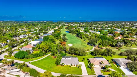 3771 SE Fairway W, Stuart, FL 34997 photo 4