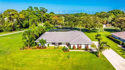 3771 SE Fairway W, Stuart, FL 34997 photo 2