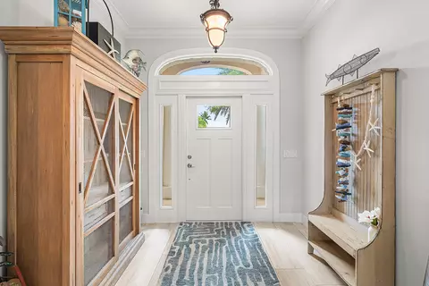 Entry Way - 906 Dolphin Dr, Jupiter, FL 33458 photo 1 of 3