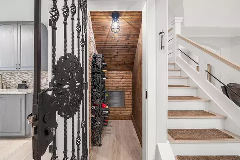 Entry Way - 906 Dolphin Dr, Jupiter, FL 33458 photo 3 of 3