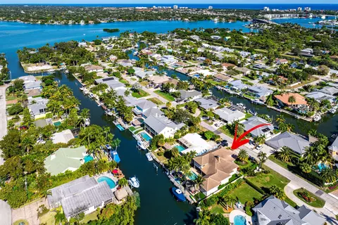 View/Area - 906 Dolphin Dr, Jupiter, FL 33458 photo 4 of 15