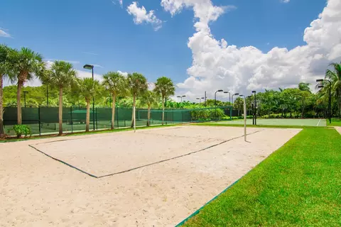 View/Area - 906 Dolphin Dr, Jupiter, FL 33458 photo 12 of 15