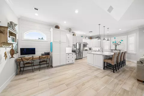 Kitchen - 906 Dolphin Dr, Jupiter, FL 33458 photo 1 of 7