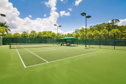 View/Area - 906 Dolphin Dr, Jupiter, FL 33458 photo 13 of 15