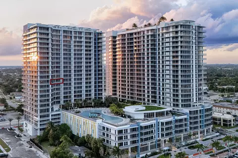 220 Lake Shore Dr #1210, Lake Park, FL 33403