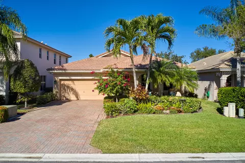 1231 SE Kirk St, Stuart, FL 34997 photo 4