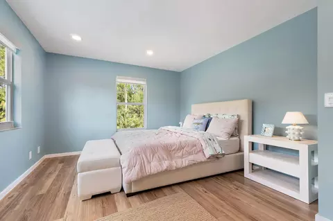 Bedroom - 17375 Thunder Rd, Jupiter, FL 33478 photo 4 of 11