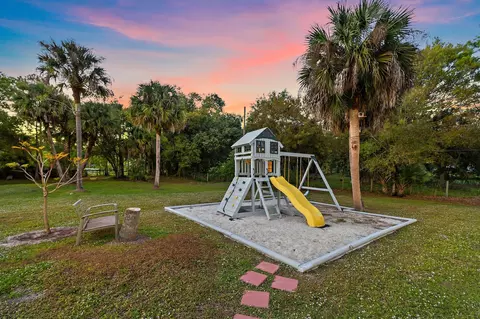 Exterior - 17375 Thunder Rd, Jupiter, FL 33478 photo 19 of 23
