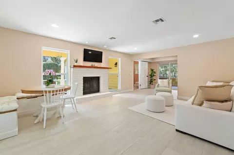 Living - 17375 Thunder Rd, Jupiter, FL 33478 photo 1 of 6