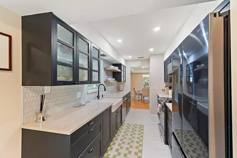 Kitchen - 17375 Thunder Rd, Jupiter, FL 33478 photo 2 of 2
