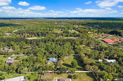 View/Area - 17375 Thunder Rd, Jupiter, FL 33478 photo 3 of 5