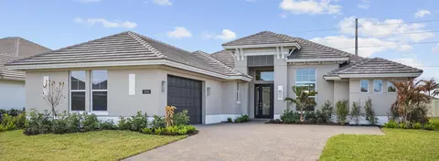 5745 Bent Pine Sq, Vero Beach, FL 32967
