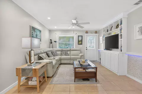 1206 Mohican Blvd, Jupiter, FL 33458 photo 4