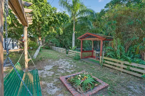 1206 Mohican Blvd, Jupiter, FL 33458 photo 32